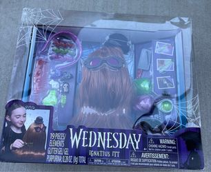 Wednesday Ignatius Itt 10-inch Styling Head