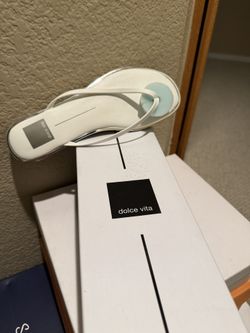Dolce Vita Sandals Brand New Size 9