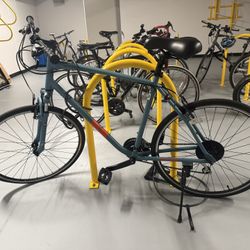 Road Bike (Like New) 