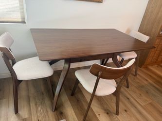 Dining table 3 chairs