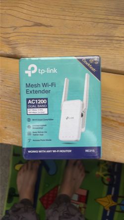 Mesh WiFi extender