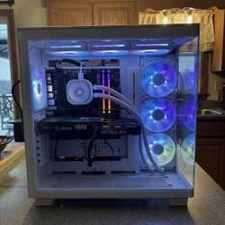 NZXT Gaming PC (600 OBO)