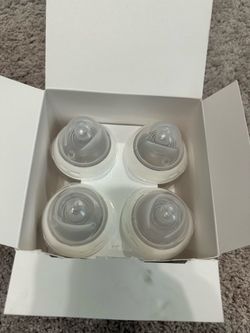 Opened box new unused Tommee tippee bottles 5oz