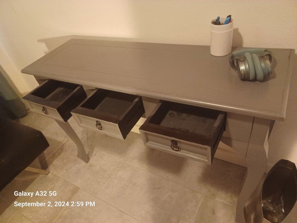 Nice Gray sofa table