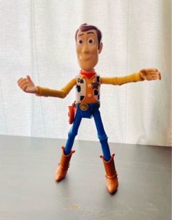 Disney Toy Story 4 Woody Action Figure