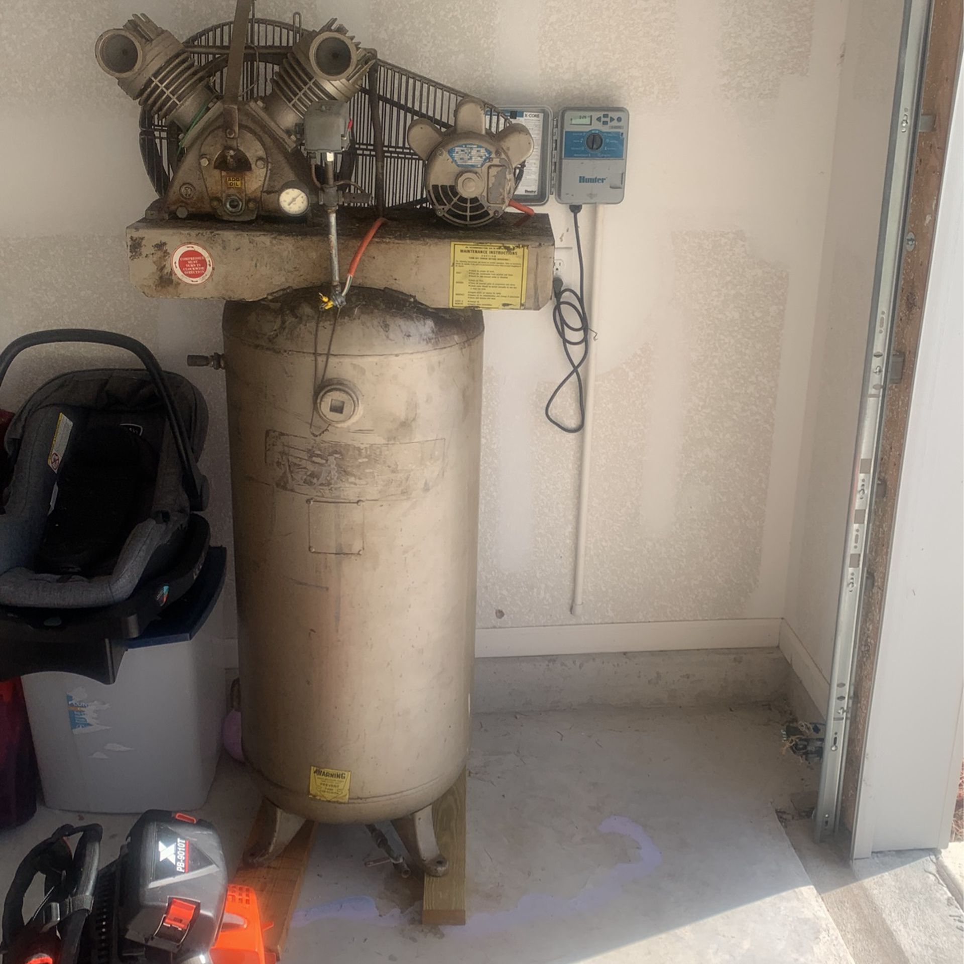 Air Compressor NEED GONE ASAP