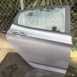 RIGHT REAR DOOR FOR 2012-2017 HYUNDAI ACCENT (SEDAN) DARK GRAY CHARCOAL COLOR.