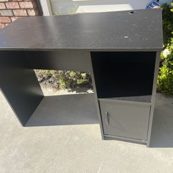 Nice Desk Pick Up Today