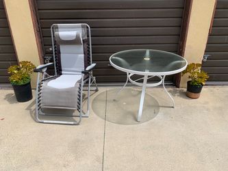 40” Glass Patio Table