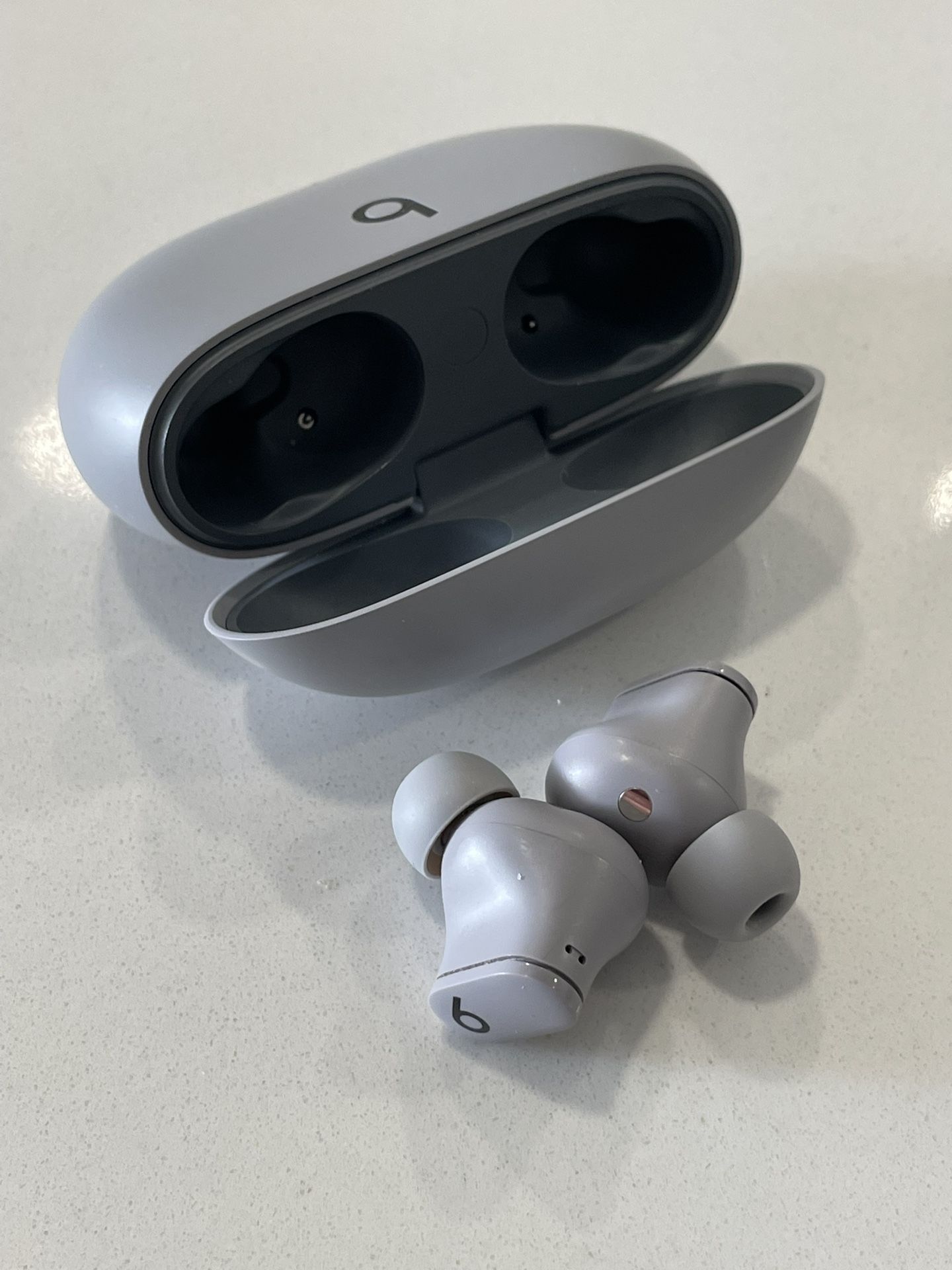 Beats Studio Buds 