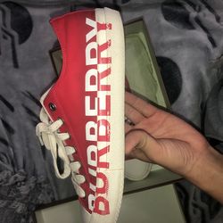 Burberrys Red