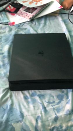 Ps4 used but works great