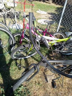 BIKES FOR SALE GOOD CONDITION 