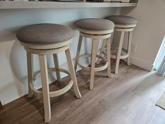 Bar chairs high chairs