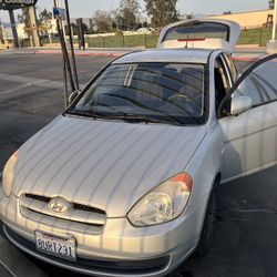 2010 Hyundai Accent