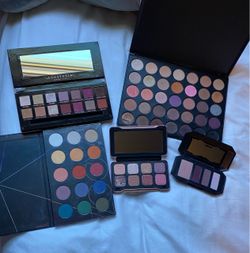 Make Up Palettes
