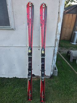 Skis