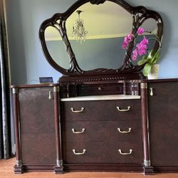 Bedroom Dresser Traditional (with or without mirror)