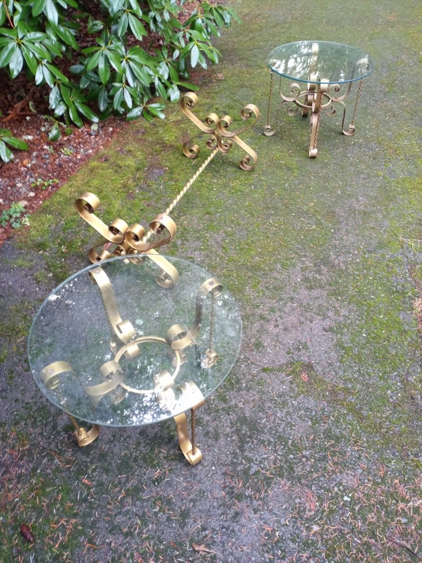 Pending Pickup. Free Metal Coffee And End Tables