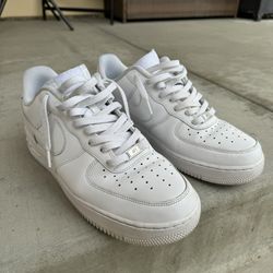 Nike Air forces Size 11