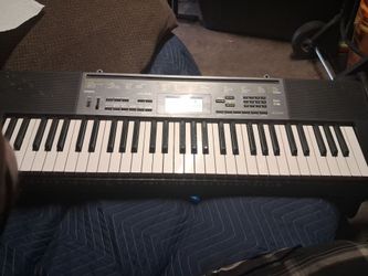 Casio CTK-2080  keyboard with stand