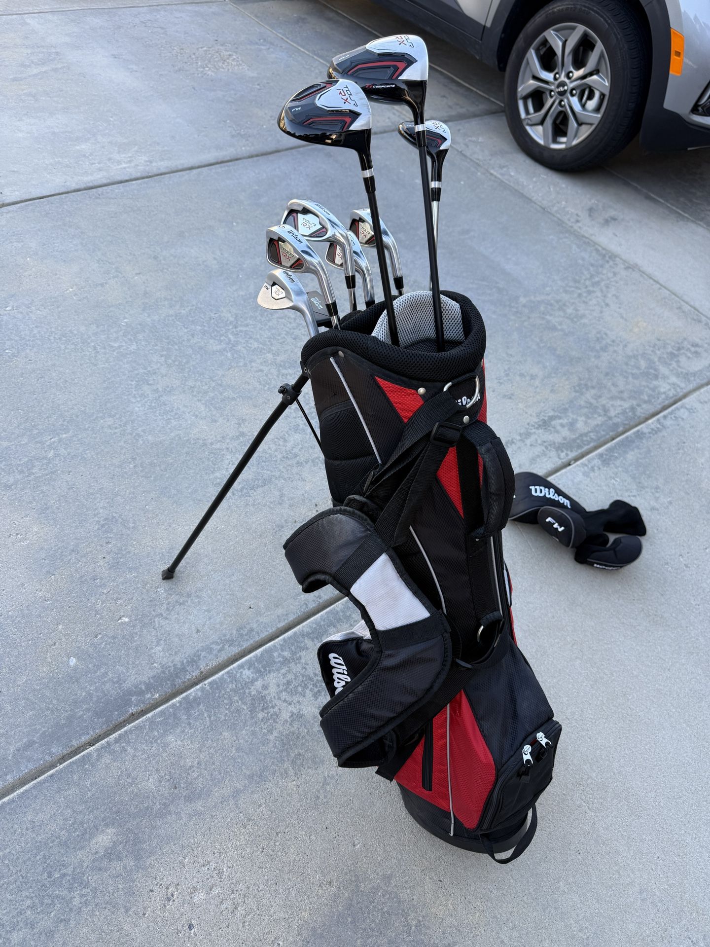 Full GOLF SET WILSON TOUR RX Bag Clubs Putter Driver Irons NEW Balls