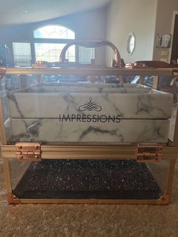 IMPRESSIONS TRAVEL MAKE UP VANITY BOX