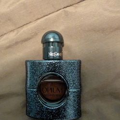 Black Opium EAU de parfum