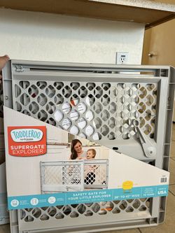 New Toddleroo Supergate Explorer