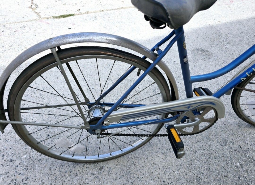 Vintage Schwinn Collegiate 3-Speed for Sale in San Pedro, CA