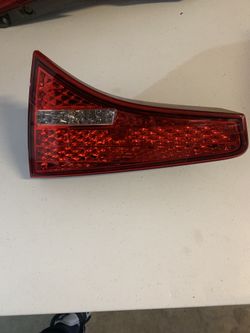 2012 Kia Optima tail light