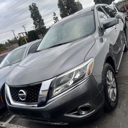 2015 Nissan Pathfinder