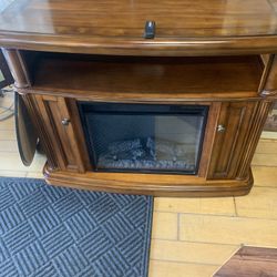 Fireplace Tv Stand W/remote (holds Up to 65”) Excellent Condition 