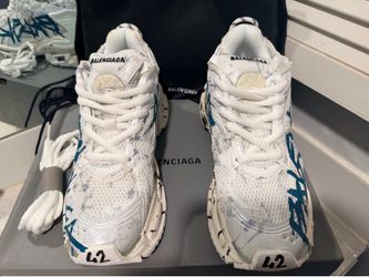 Balenciaga runners