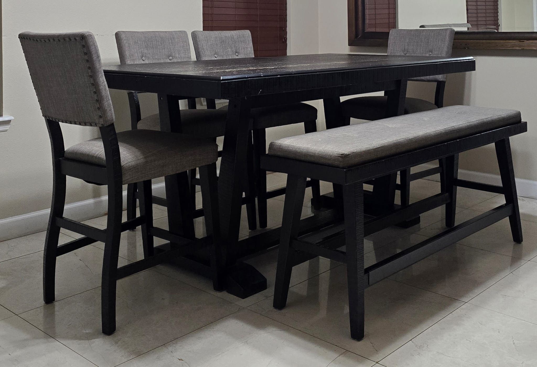 Dining Table Set