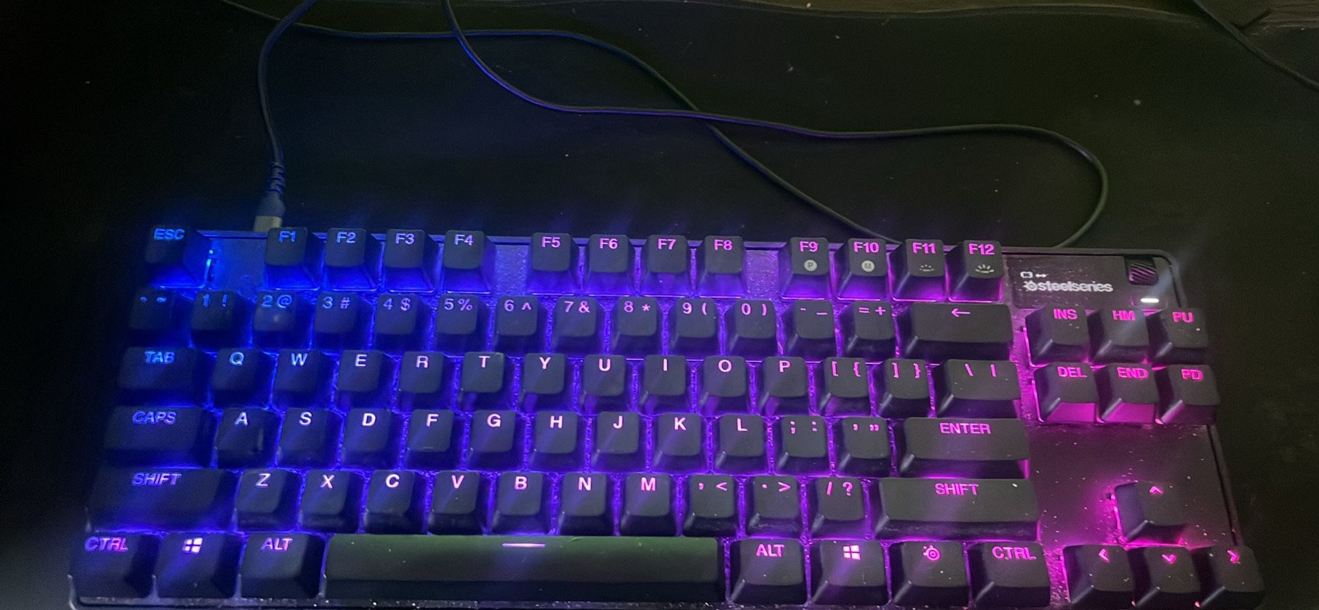 SteelSeries Apex Pro TKL Gen 3 – World's Fastest Gaming Keyboard (Like New)