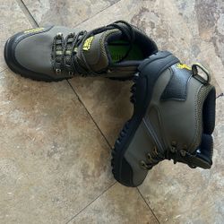Hiking Boots Women’s 