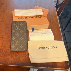 Louis Vuitton iPhone 7, & 8 Plus Portfolio Wallet