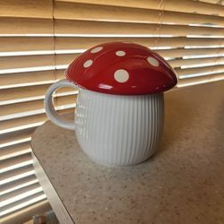 Mushroom Lidded Ceramic Mug