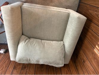 Oversized chair
