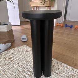 Black Round Wooden End Table