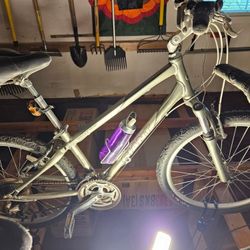 Men’s 26” GIANT Sedona DX Bicycle