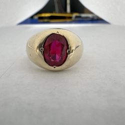 Unisex Solitaire ring 14kt Yellow Gold