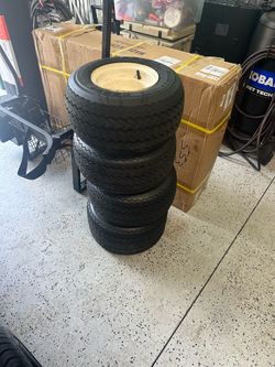 Golf cart wheels and tires