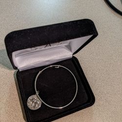 STERLING SILVER ELEPHANT AND HEART CHARM BRACELET 