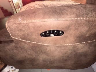 Recline sofa.