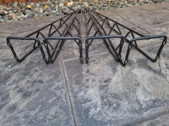 Table legs