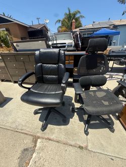 Black Office Chairs – Comfortable & Adjustable