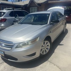 2012 Ford Taurus