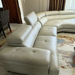 Sectional Sofa